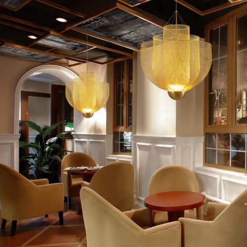 Modern Gold LED Chandelier Pendant Lights for Dining Room, Restaurant, and Bar